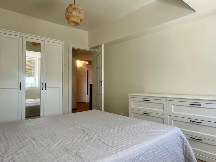 Apartament 3 camere de inchiriat Centru