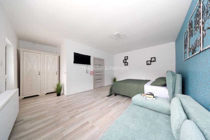 Proximitate imediata fata de Castelul Bran - 5