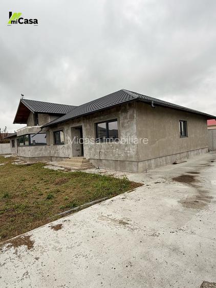 Casă cu 6 camere, în Șendreni - 4