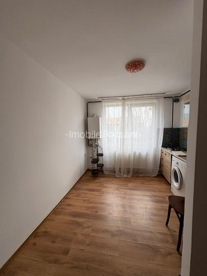 Garsonieră Decomandată, 29 mp, Gara, Etaj 4 - Centrala proprie - Termopan - 2