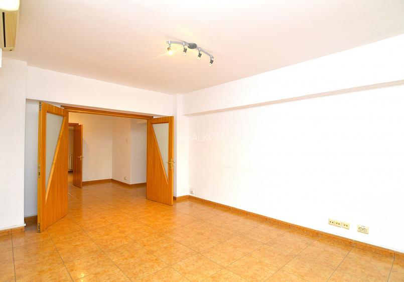 INCHIRIERE APARTAMENT 4 CAMERE UNIRII – PIATA UNIRII - METROU UNIRII - 2