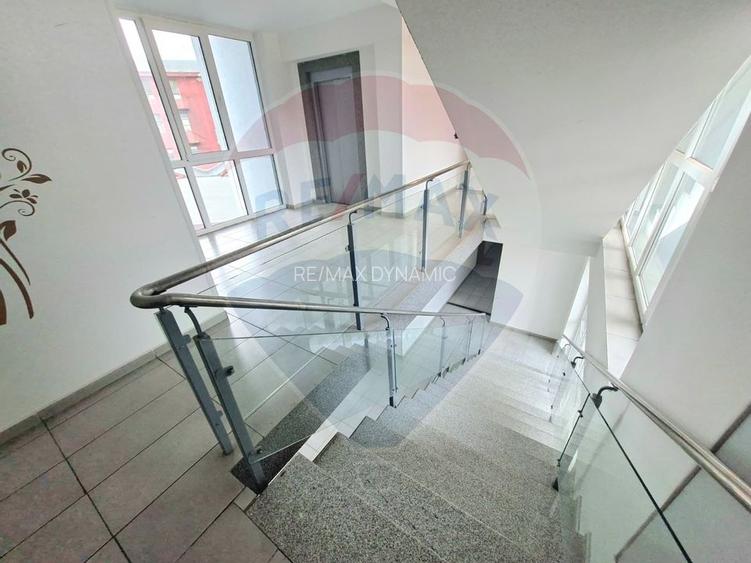 Apartament 2 camere de închiriat – Bloc Via Romana, etaj 2 - 15