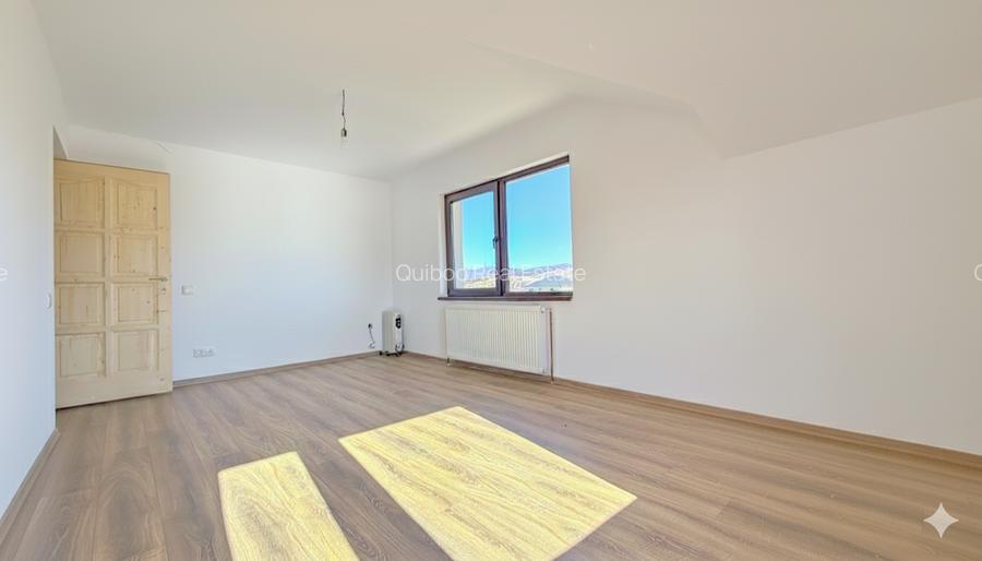 Casă spațioasă cu teren generos de 1200 mp | Zonă de case noi | Tărlungeni - 13