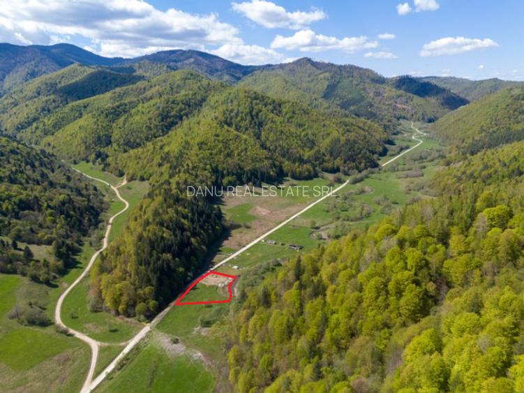 Zarnesti Barsa Fierului-Teren 1893mp cu fantana si acces parau - 2