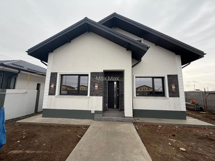 Casă de vânzare 5 camere sos Cernica str GrădinaRilor - 10