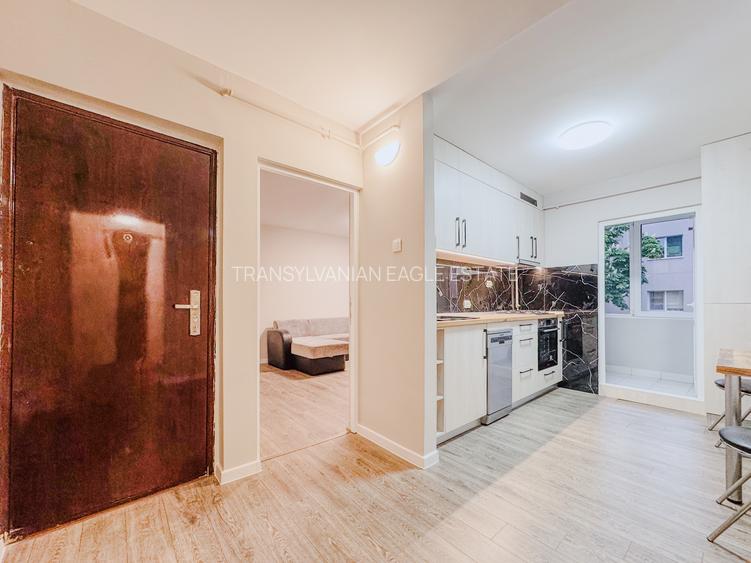 Apartament renovat decomandat|2 camere|Interservisan/Titulescu - 15