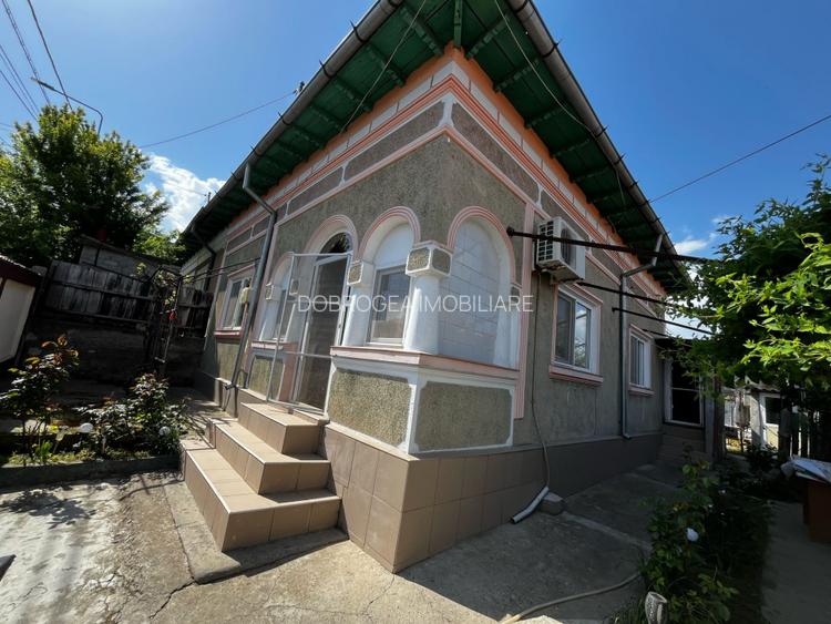 ZONA ALEXANDRU CEL BUN  -  CASA 4 CAMERE ,TEREN 216 MP - 3