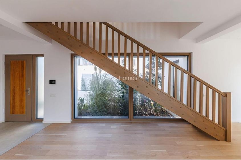 Casă 5 camere Dumbrăvița | Terasă 16,4 mp | 3 băi - 4