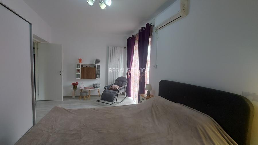 PIATA ROMANA -MAGHERU - 2