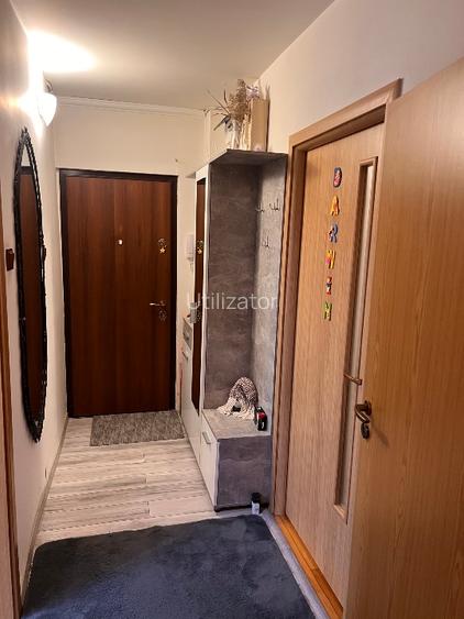 Vând apartament 3 camere decomandate zona ciresica - 9