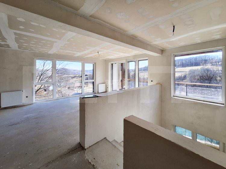 Casa alipita ideal pentru două familii, in Stolna - 4