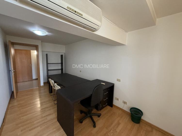 Bd Unirii, Biblioteca Națională, 3 camere, pretabil birou, 72 mp, decomandat - 4