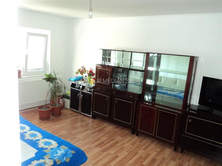 Apartament 4 camere, etaj 4, zona Kaufland - 3