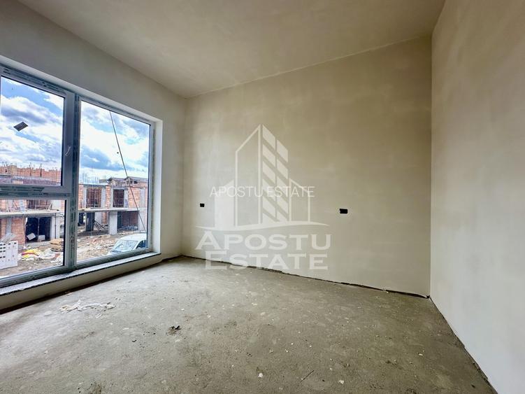 Apartament cu 2 camere, etaj intermediar, bucatarie inchisa, Giroc - 2