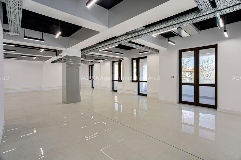 Spațiu modern de inchiriat destinat clinicilor sau companiilor - 3