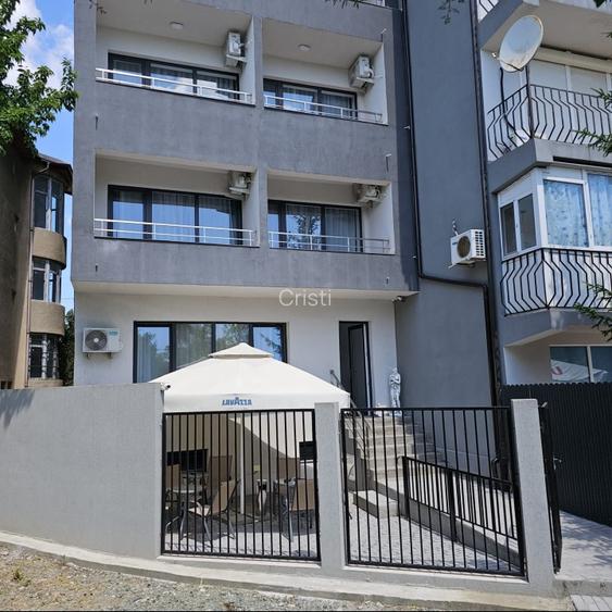 Pensiune turistica in Eforie Nord, 18 camere, 300m distanta de plaja - 11