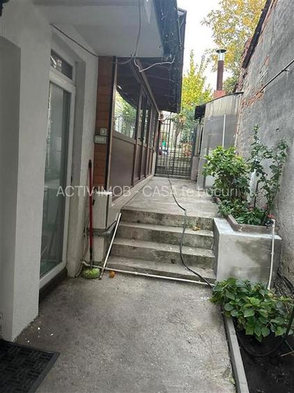 Casa P+E , teren 300 mp, pretabila - clinica, birouri, locuinta - Parc - 2