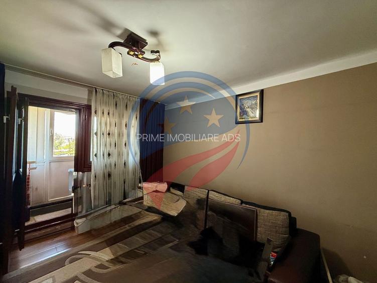 Apartament 2 camere decomandat Rovine, etaj 3/4 - 9