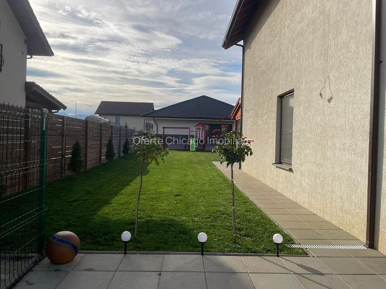 Casa individuala cu etaj 4 dormitoare - 2