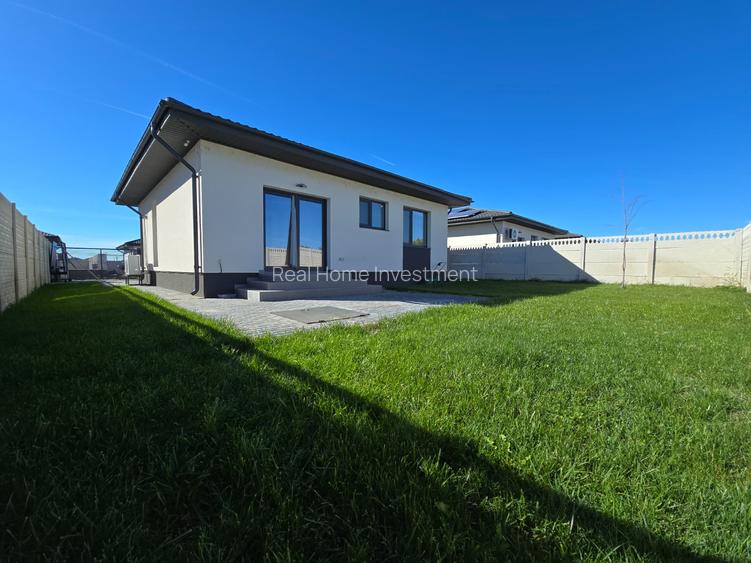Casa 3 camere,teren 380 mp,panouri fotovoltaice ,mobilata. - 3