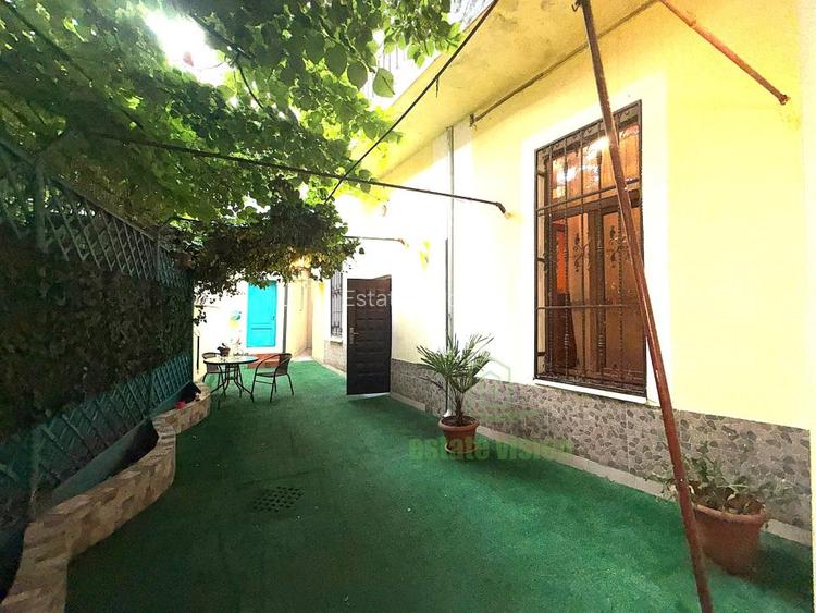 Apartament in vila, 4 camere, intrare separata, curte proprie, vizavi de Parcul  - 13