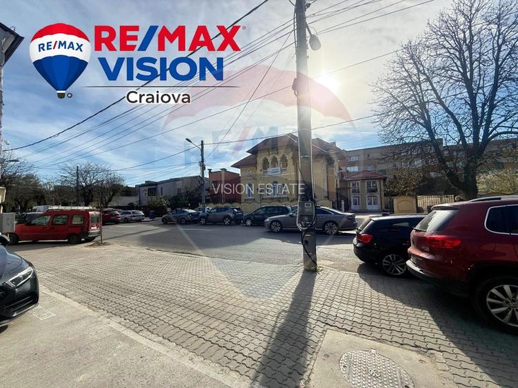 Spațiu comercial de 84mp de închiriat în zona 1 Mai - 6