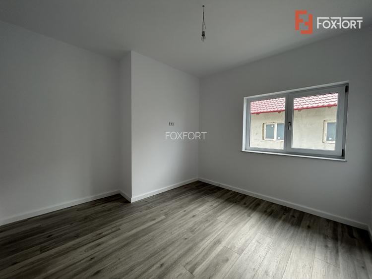 Duplex deosebit cu 5 camere in Ghiroda  - 9