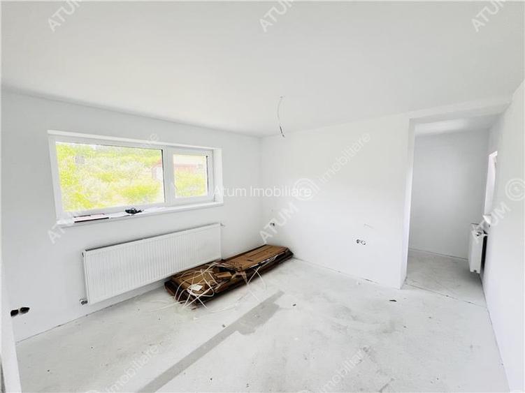 Casa individuala in Cisnadioara cu 4 camere 2 bai terasa teren 1170 mp - 3