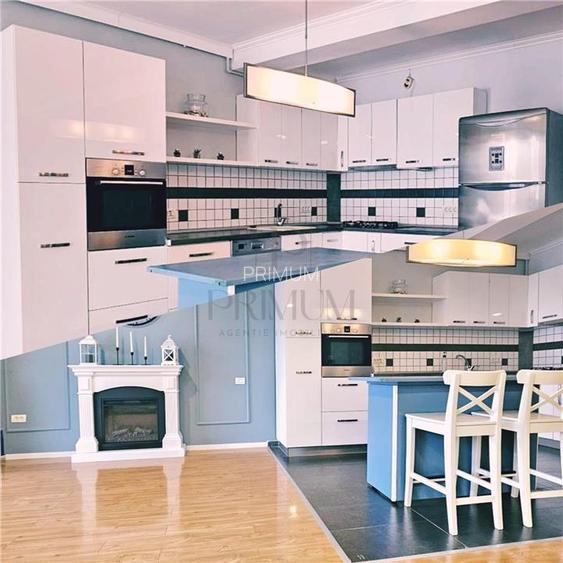 Duplex cu teren 522 mp - asfalt  - panouri si garaj - mobilat si utilat - 4