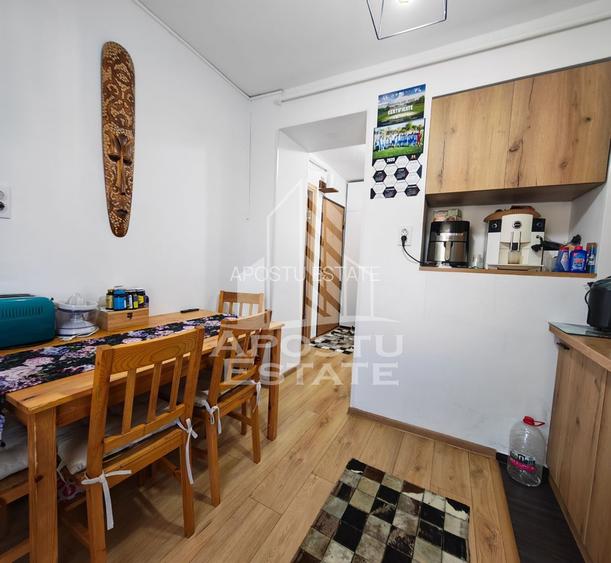 Apartament decomandat cu 3 camere, centrala proprie,  zona Lipovei - 8