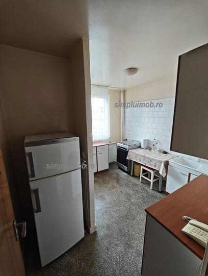 Metrou Dristor 2 Camere Decomandat etaj 1/4