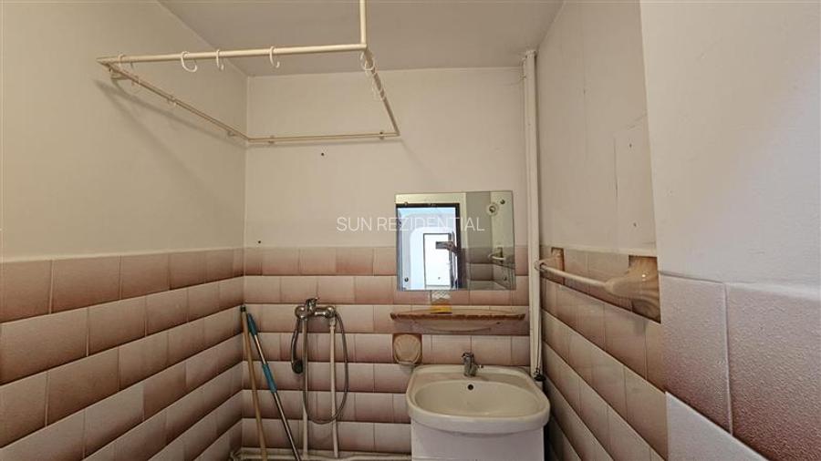 Berceni-Piata Sudului,apartament 4 camere,bloc reabilitat
