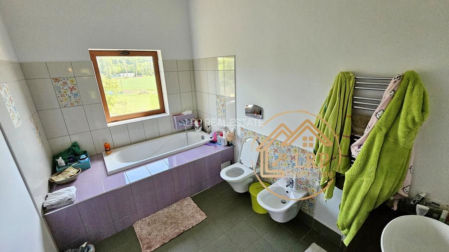 Ciolpani/Izvorani/Padurea Snagov-Vila 5 camere,P+1, 268mp utili, teren 1067mp - 27