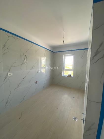 Duplex 1/2 - P+1+M, 160 mpU+terasa, 3 bai, 290 mpT - VANZATOR p. fiz, COMISION 0 - 9