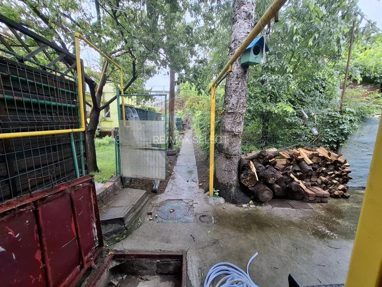 Vanzare casa 2 camere, partial renovata, Bd. Pieptanari - 12