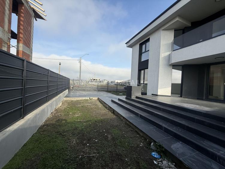 LUX | CASA | VILA INDIVIDUALA | CURTE | PROPRIETAR | TUNARI - 47