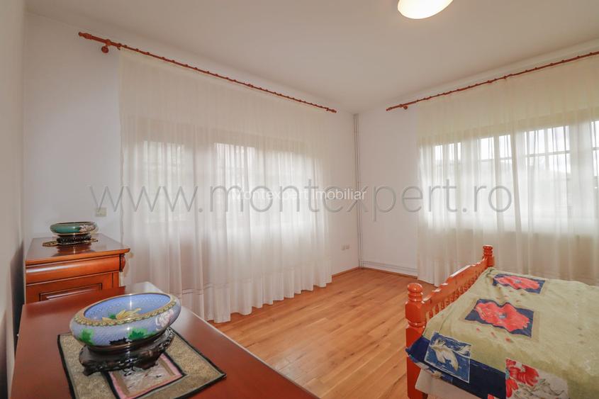 Vila De Vanzare In Busteni, Cu 1900 Mp De Teren !!! Priveliste Spre Muntii Buceg - 4