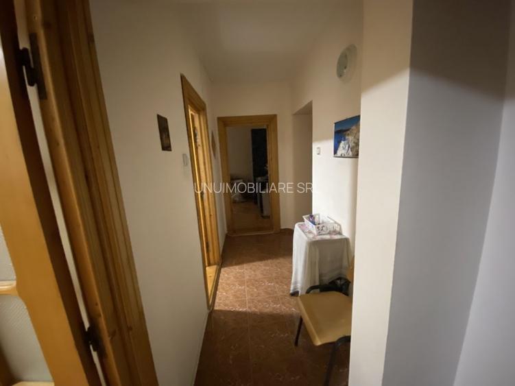 Apartament  2 camere Zona Capela Militară - etaj 6/10 - 56 mp - 6