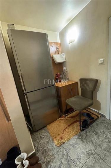 LIPOVEI - ETAJ 1 - 3 CAMERE - 2 BALCOANE - CENTRALA PROPRIE - DECOMANDAT - BOXA - 11