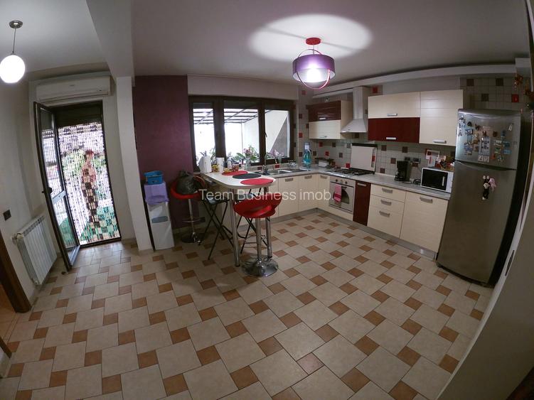 Vila S+P+1+pod vezi video - 14