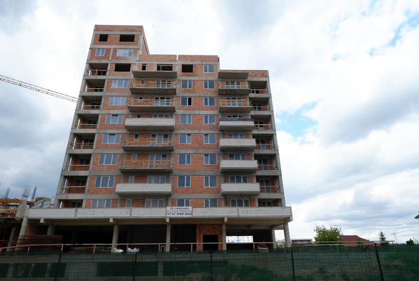 9caf3d61-0103-47c6-bc45-8c15a4433c42 - 4