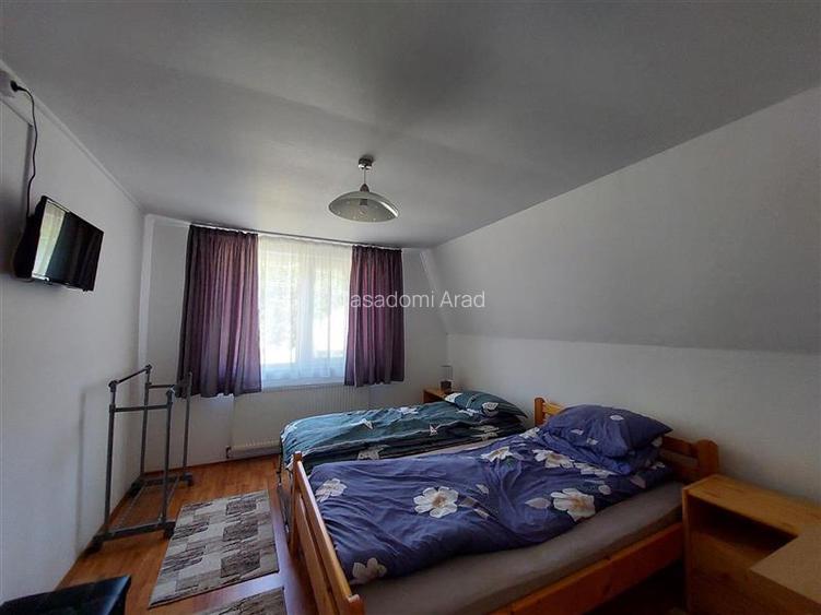 Oportunitate de investitie! Casa la munte, Remeti, Valea Iadului! 2 case disponb - 9