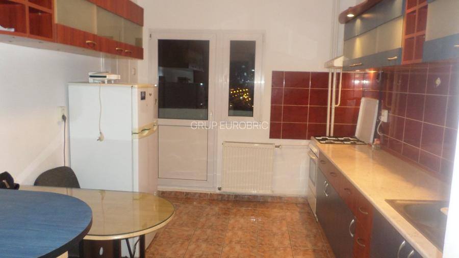 IANCULUI, METROU exact, decomandat, spatios, frumos - 10