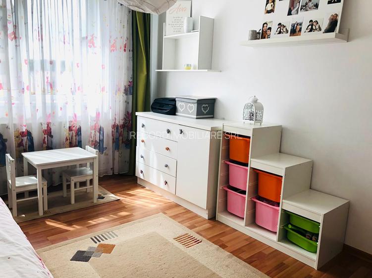 Apartament 3 camere, etaj 2, balcon, parcare Floresti zona Stadion - 9