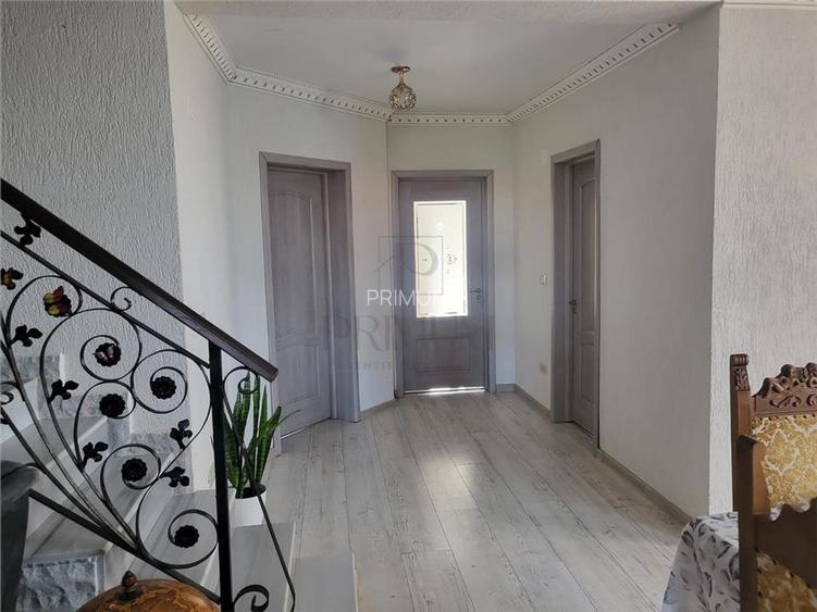 Duplex pe parter - mansarda amenajata - zona buna - 4