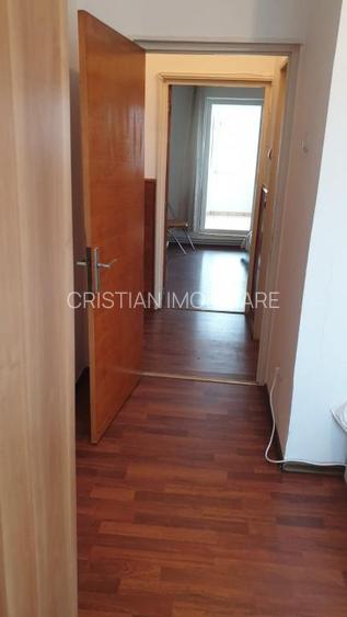 Foarte Spatios! 4 camere Confort 1 decomandat, 91 mp, Calarasi - Bariera - 11
