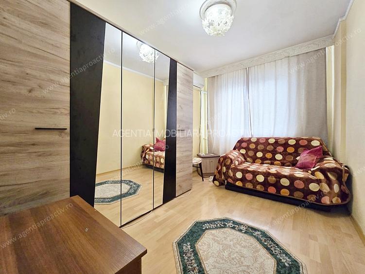 Apartament cu 2 camere decomandat, situat in cartierul Micro 19. - 3