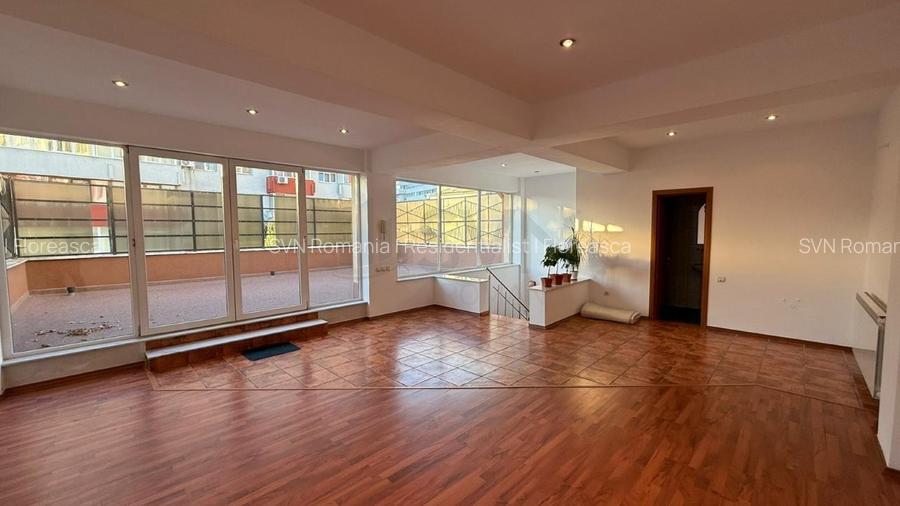 REV2004592 Ion Mihalache l Vila l 370 mp l 5 camere - 9