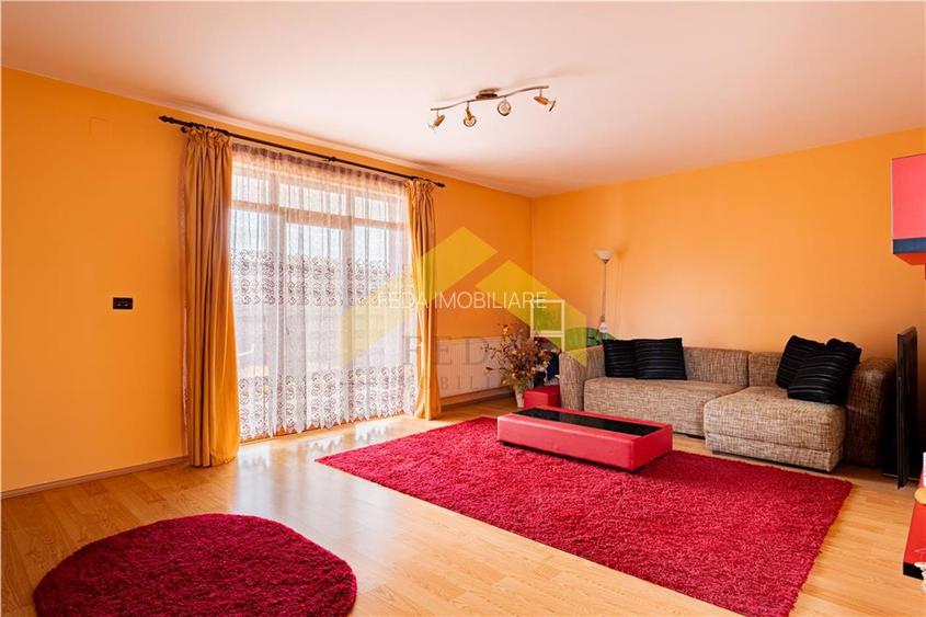 Casa cu etaj de vanzare Zimandu Nou - 32