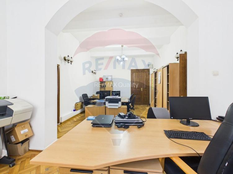 Spațiu de birouri de 199 mp de închiriat în zona Ultracentral - 13